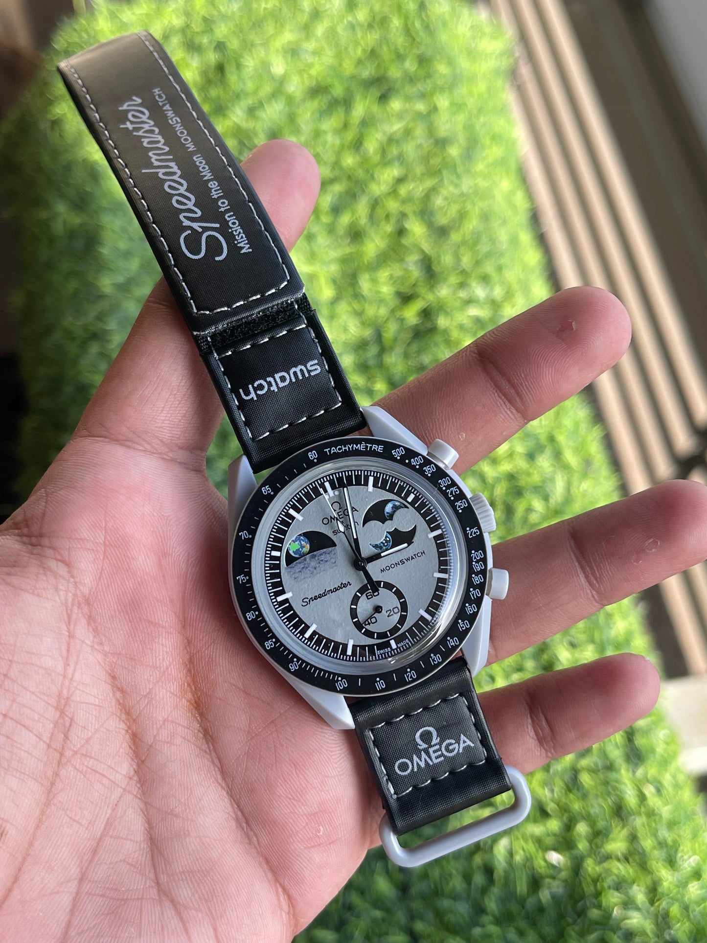 Moon watch